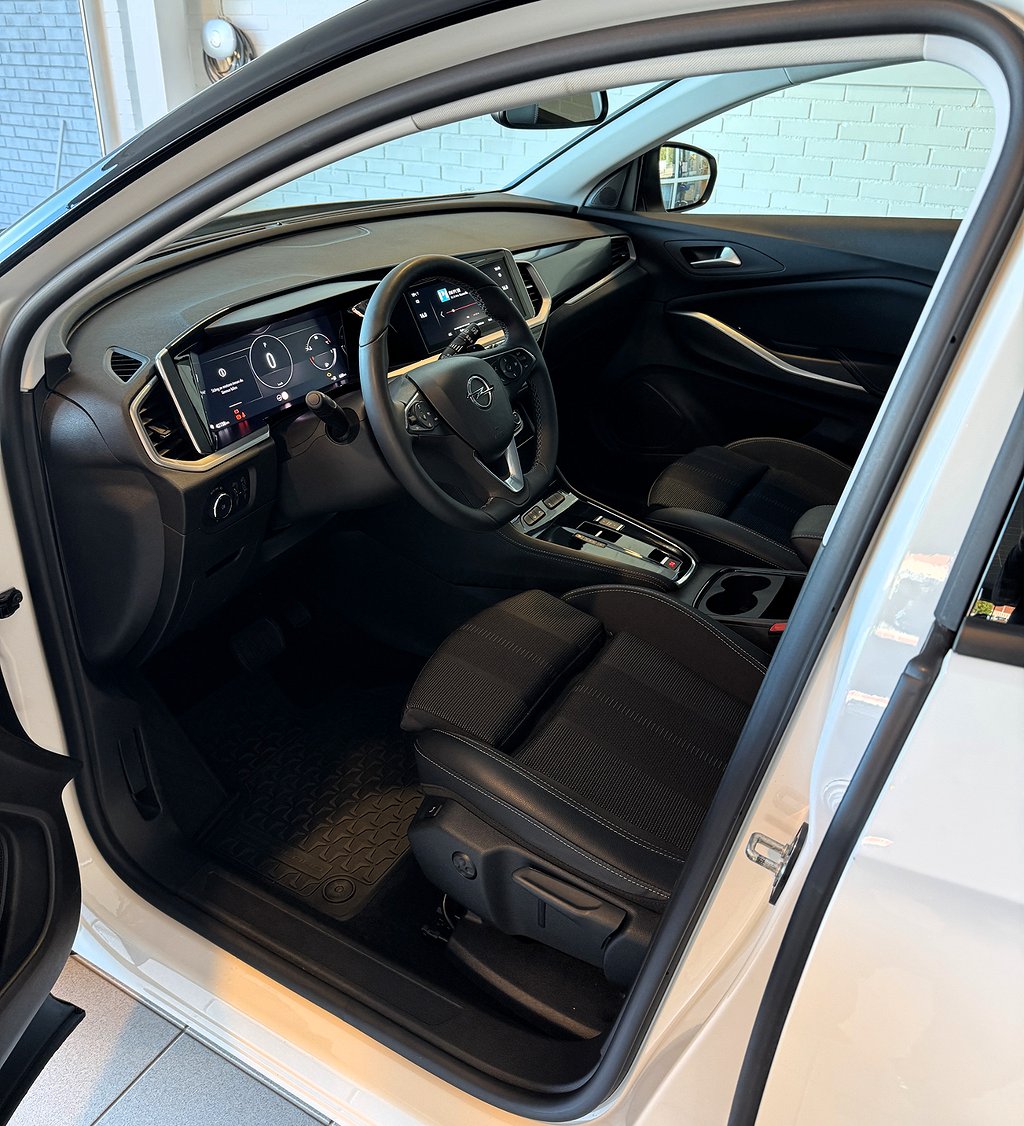 3ad6a03f-00e6-4b72-89f6-76377e6d8649rulelegacy-largestformat