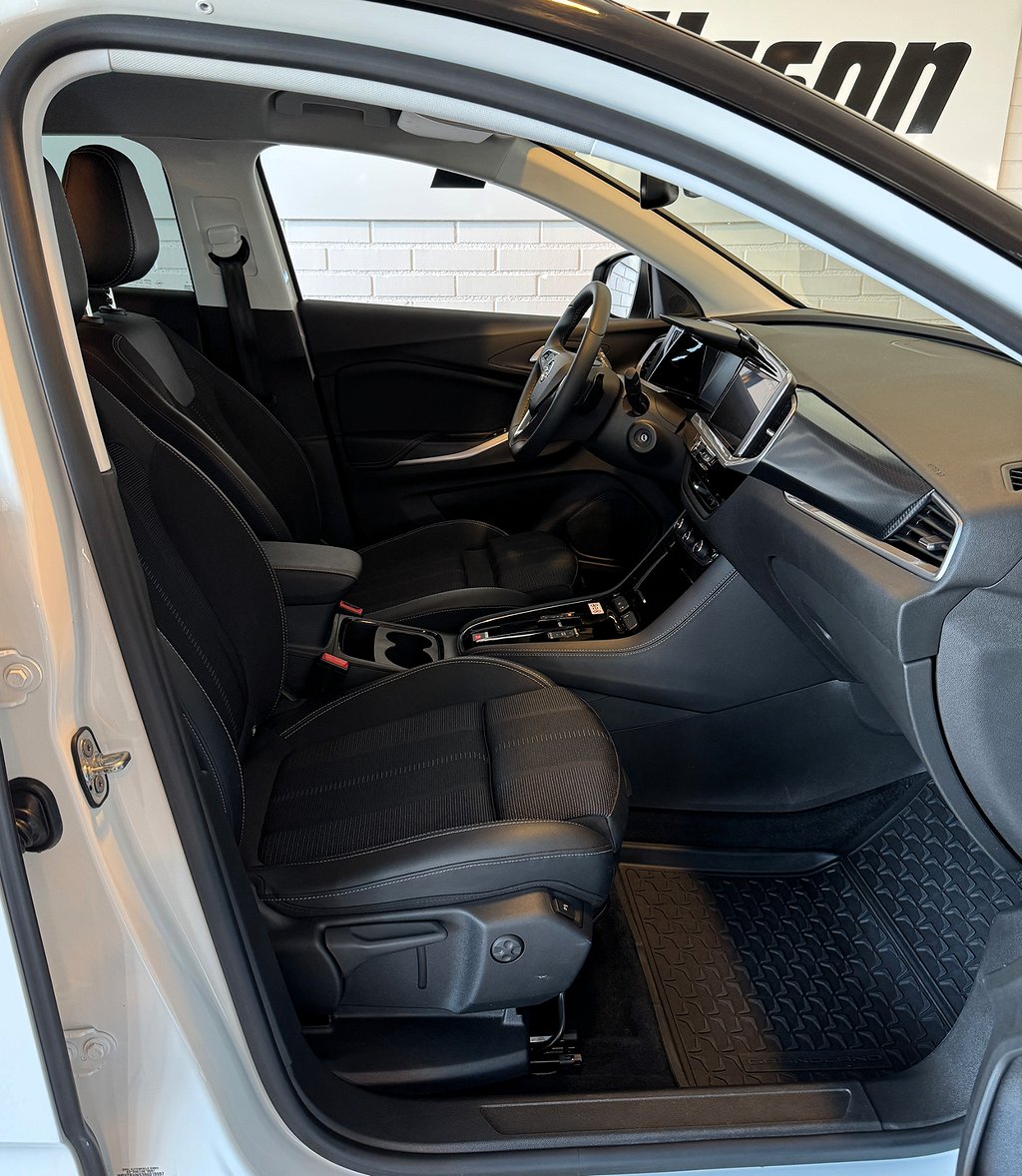 7a8a2b72-68fe-4f31-8e54-d9e1fa9bae90rulelegacy-largestformat