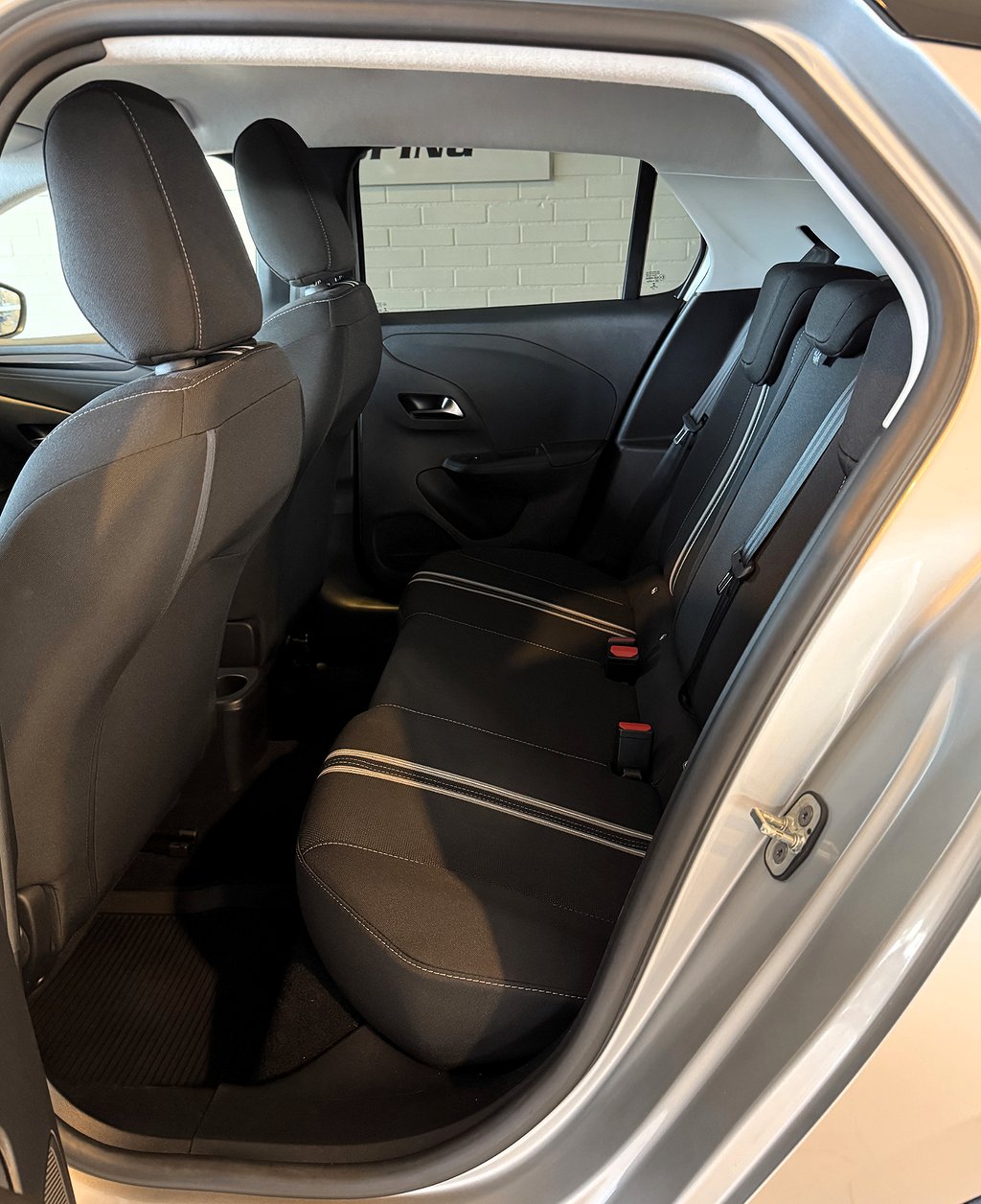 eec580da-61a4-4127-9de2-8f3d671baae9rulelegacy-largestformat