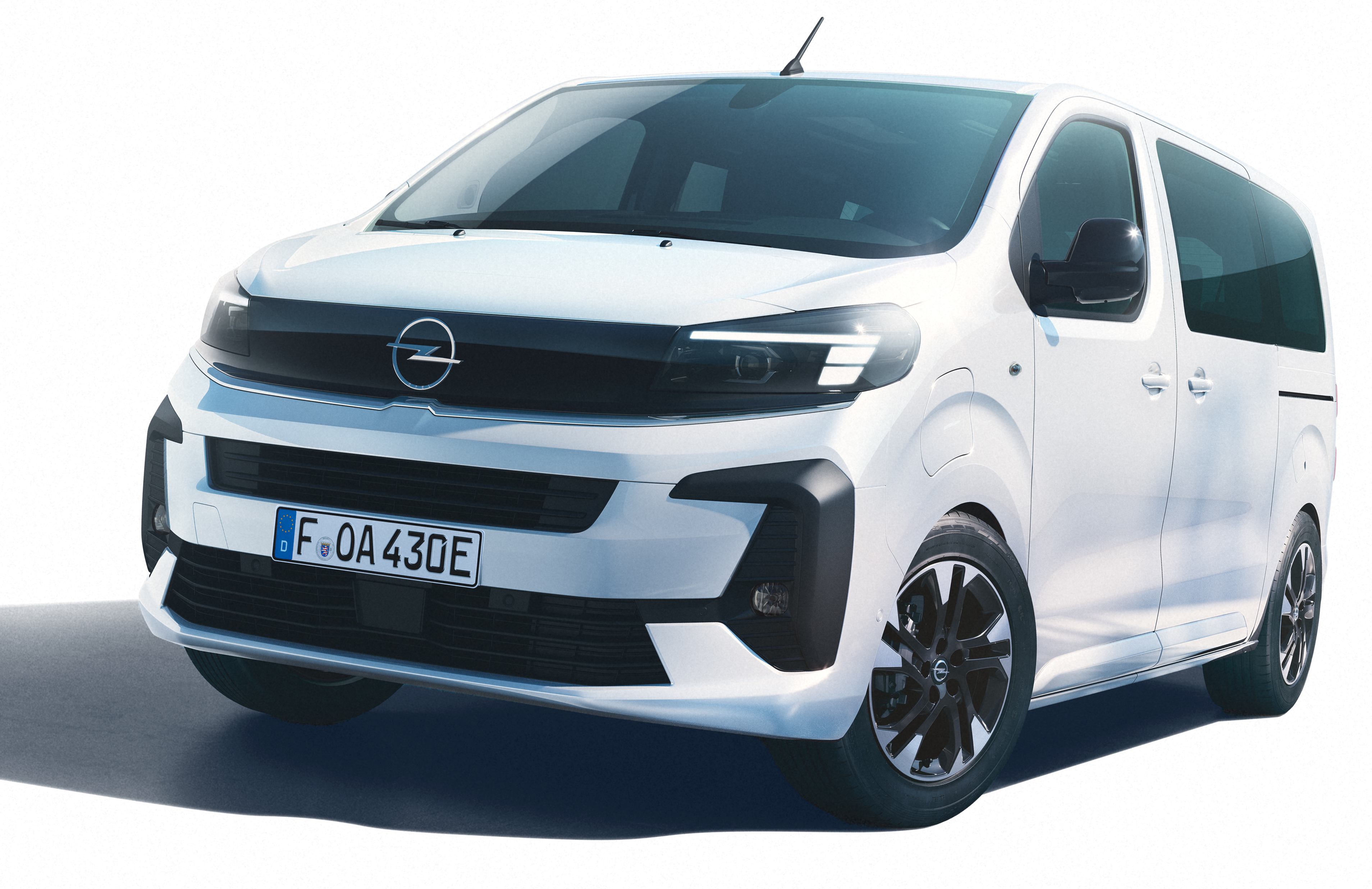 OPEL-ZAFIRA-LIFE-MY2023-Beskuren TEST